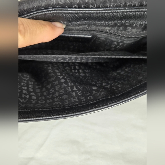 Kate Spade New York Black Shoulder Bag with Gold Chain – - Picture 13 of 15